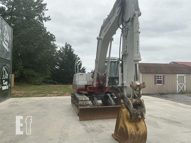 2016-takeuchi-tb1140-image-7