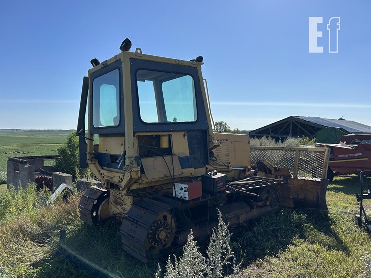 komatsu-d31p-17-image-3