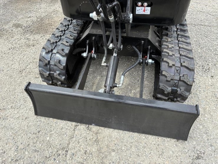 2025-vicsec-vc13-hydraulic-excavator-image-5