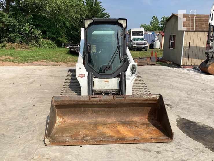 2015-bobcat-t770-image-7