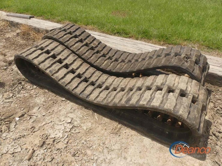 set-of-skid-steer-tracks-image-1