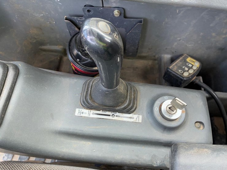 2017-bobcat-e85-image-26