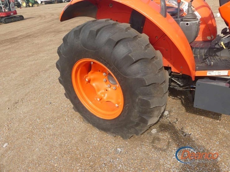 2019-kubota-m7060d-image-10