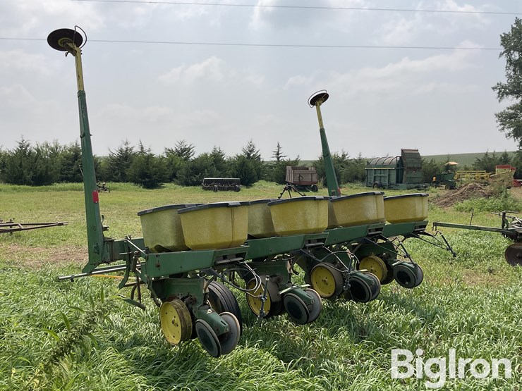john-deere-7000-image-7
