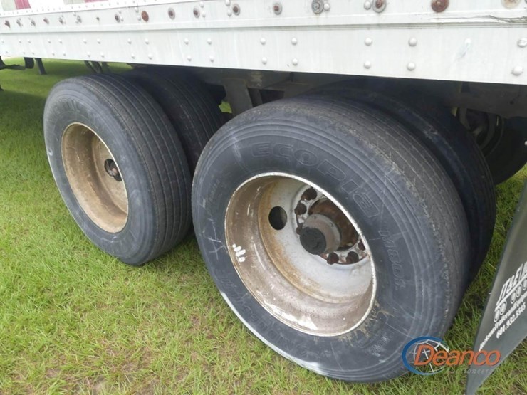 2006-strick-trailer-image-6