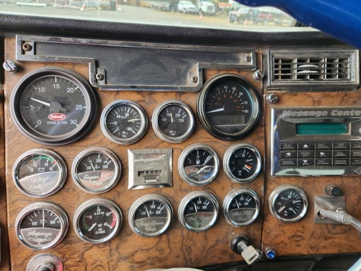 1999-peterbilt-379-image-51
