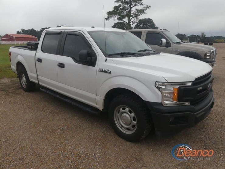 2019-ford-f150-xl-image-1