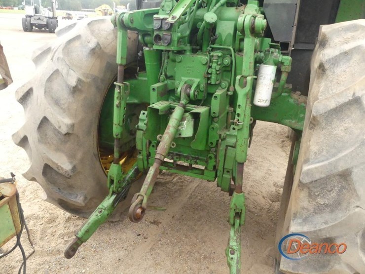 john-deere-7400-image-3