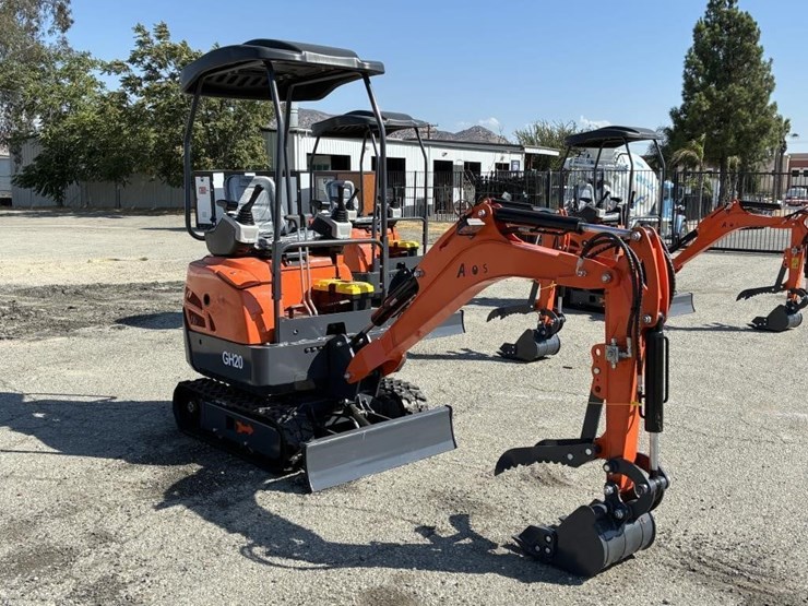 2025-aboss-gh20-hydraulic-excavator-image-2