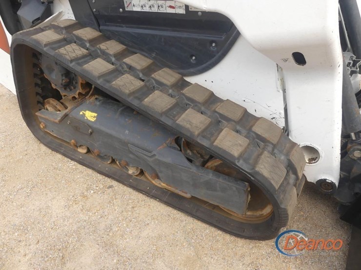 2023-bobcat-t64-image-7