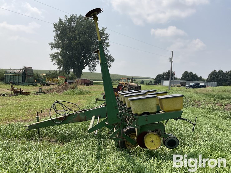 john-deere-7000-image-8