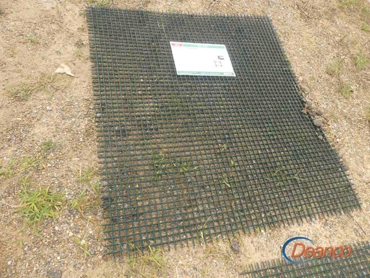(3)-pieces-of-unused-2025-5'x5.6'-wire-mesh:-powder-coated-image-2
