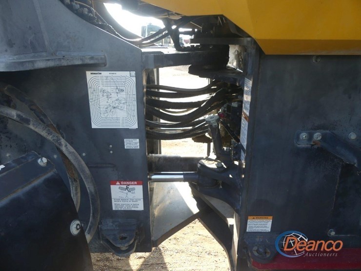 2018-komatsu-wa380-8-image-5