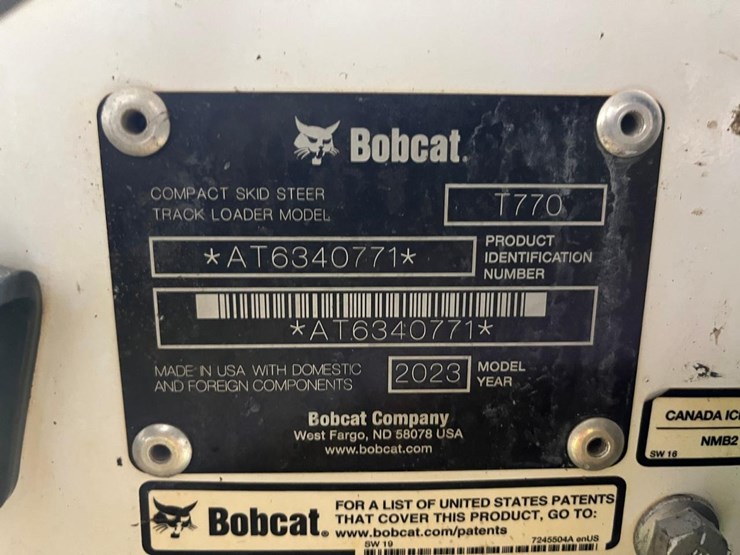 2023-bobcat-t770-image-34