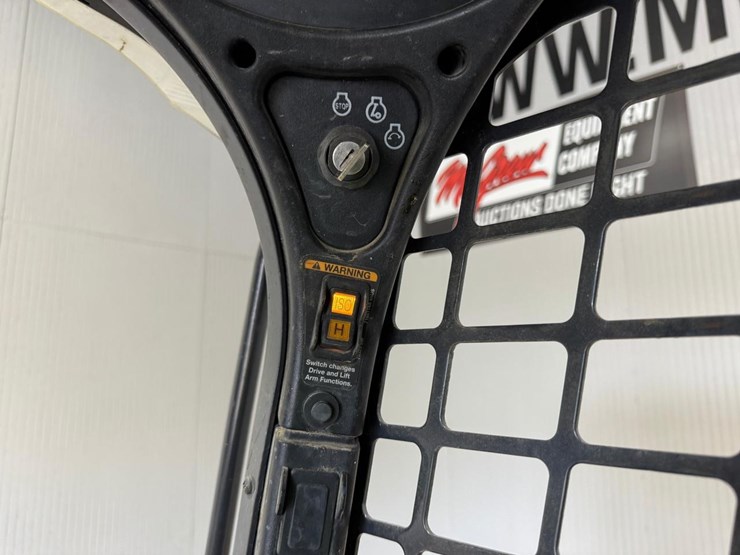 2019-bobcat-s550-image-18