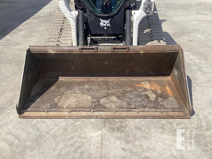 2022-bobcat-t76-image-13