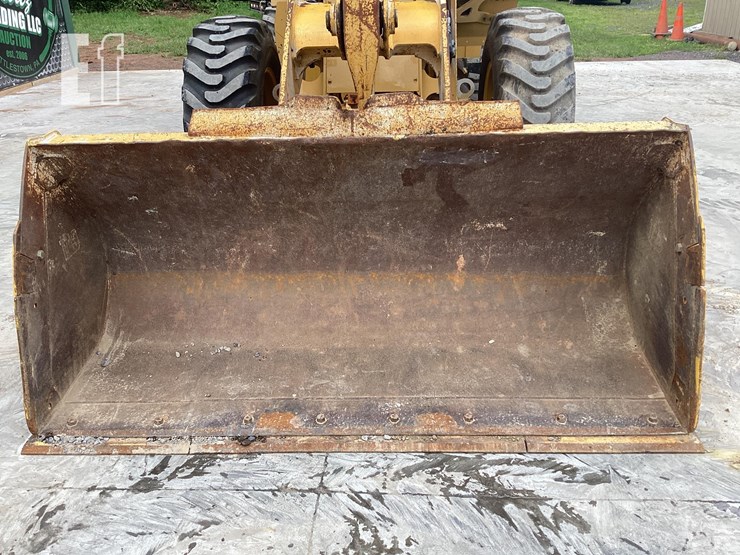 2019-caterpillar-910m-image-9