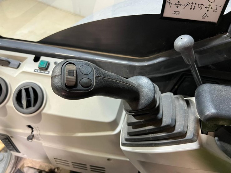 kobelco-sk35sr-6e-image-30