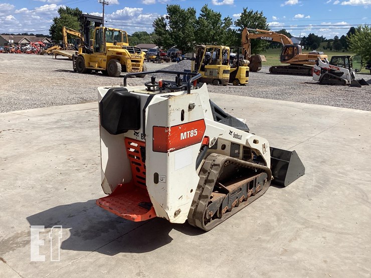 2018-bobcat-mt85-image-4