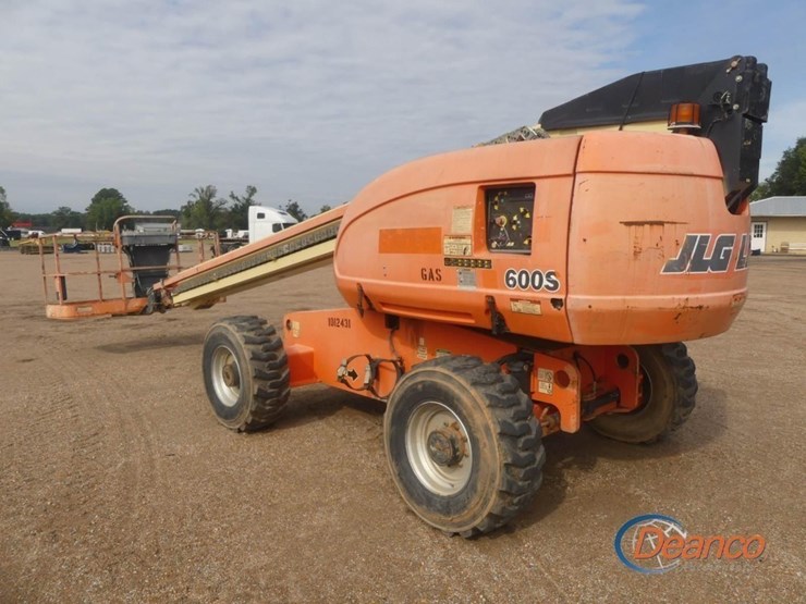 2005-jlg-600s-image-3