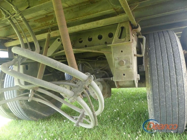 2007-strick-trailer-image-6