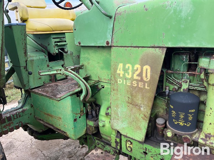 1971-john-deere-4320-image-14