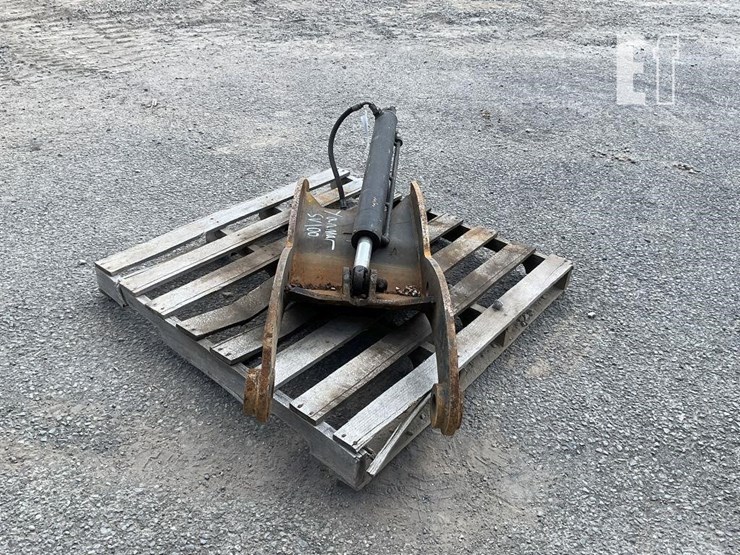 yanmar-sv100-image-2