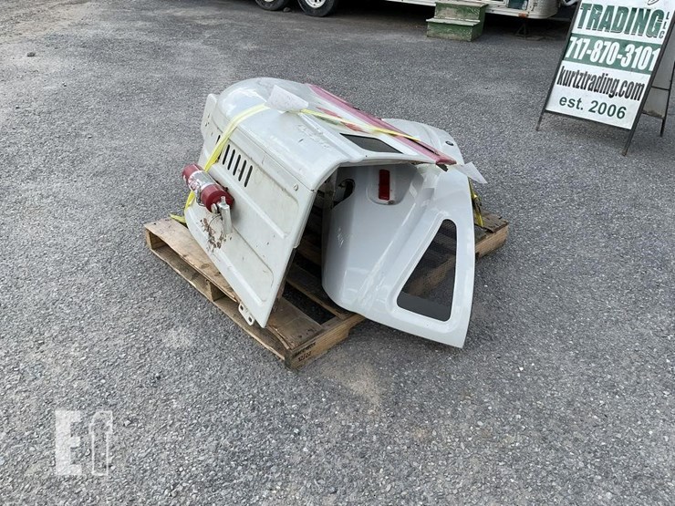 takeuchi-tb240-image-1