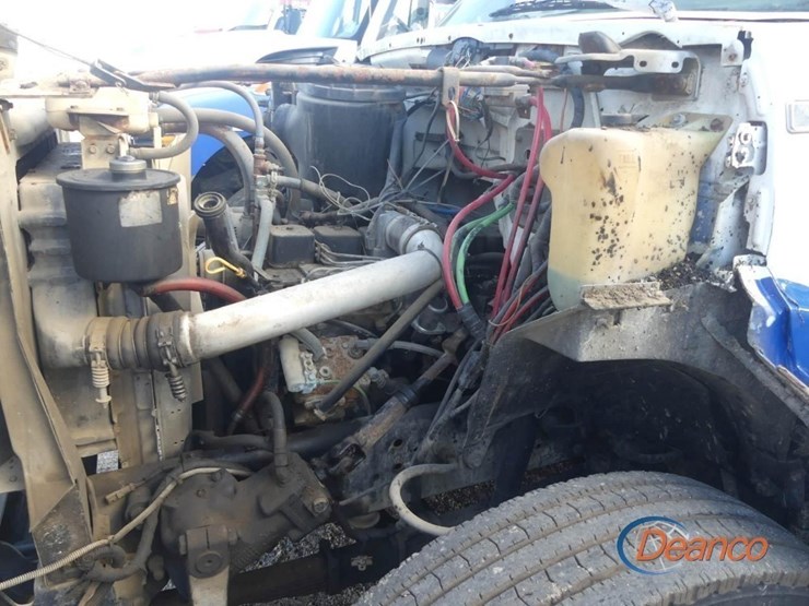1995-ford-flatbed-truck,-s/n-1fdwf80cxsva18105-(inoperable):-s/a,-6-sp.,-water-tank-w/-pump,-odometer-shows-120k-mi.-image-7