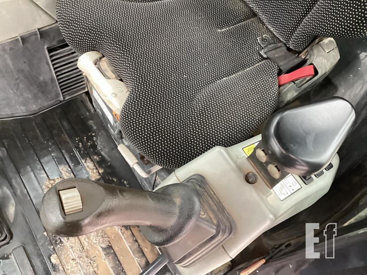 2018-bobcat-e85-image-21