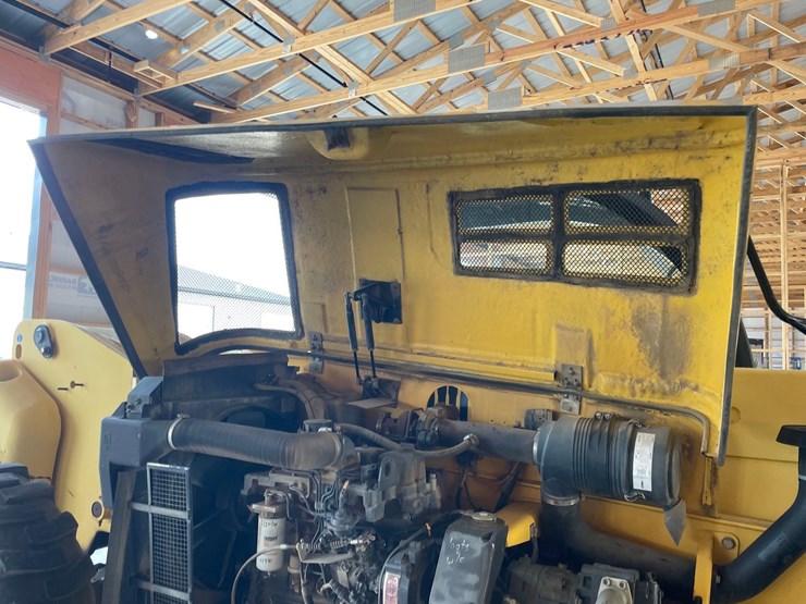 new-holland-m428-image-27