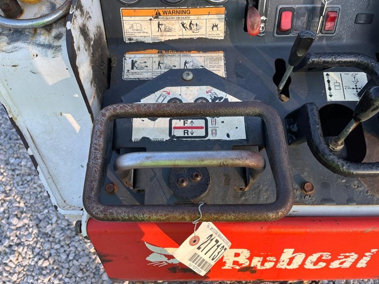 2007-bobcat-mt52-image-23