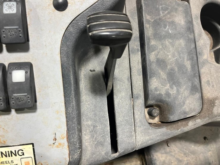 jcb-2cx-image-35