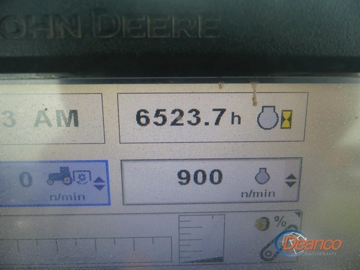 2013-john-deere-8260r-image-16