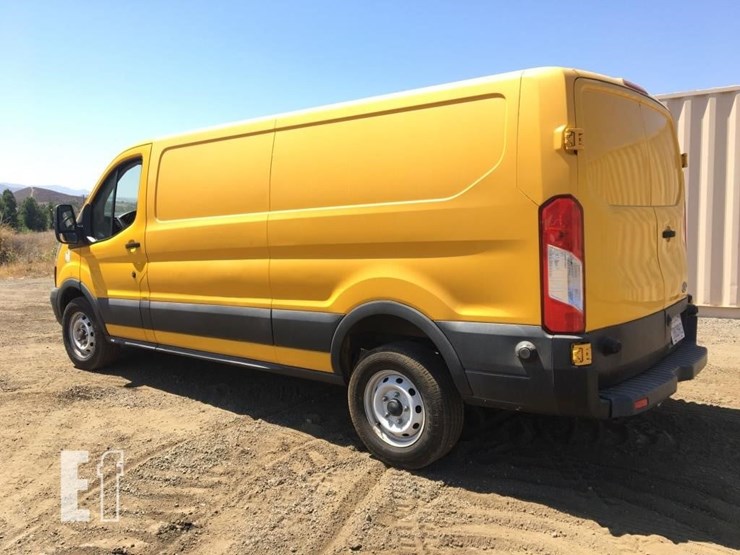 2016-ford-transit-image-4