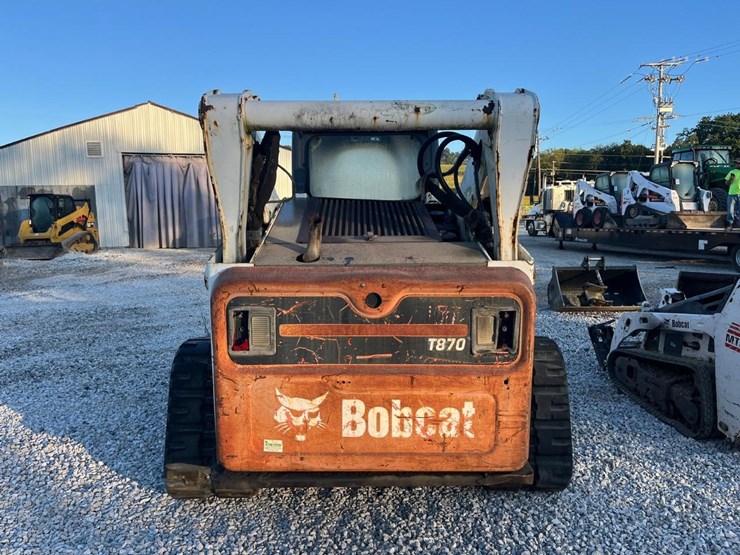 2012-bobcat-t870-image-4