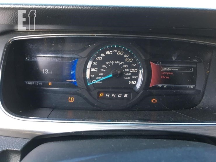 2016-ford-taurus-sel-image-6
