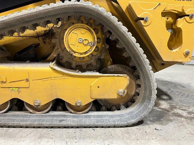 2021-caterpillar-259d-image-15