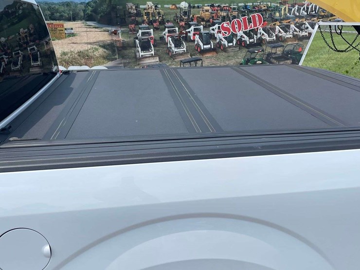 2020-ford-f150-xl-image-10