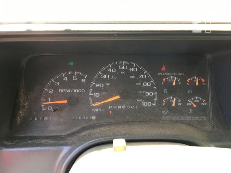 2000-chevrolet-gmt400-image-5