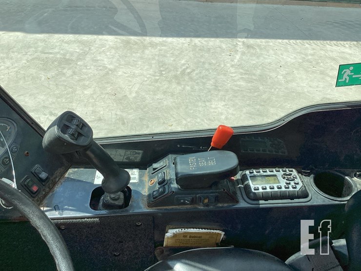 2020-bobcat-l28-image-17