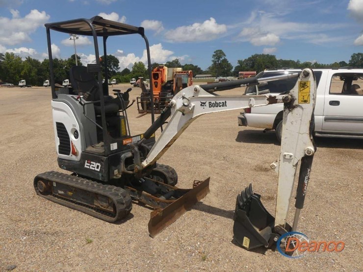 2020-bobcat-e20-image-1
