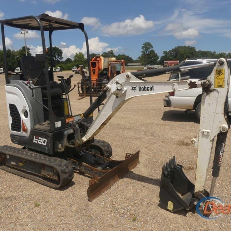 2020 BOBCAT E20