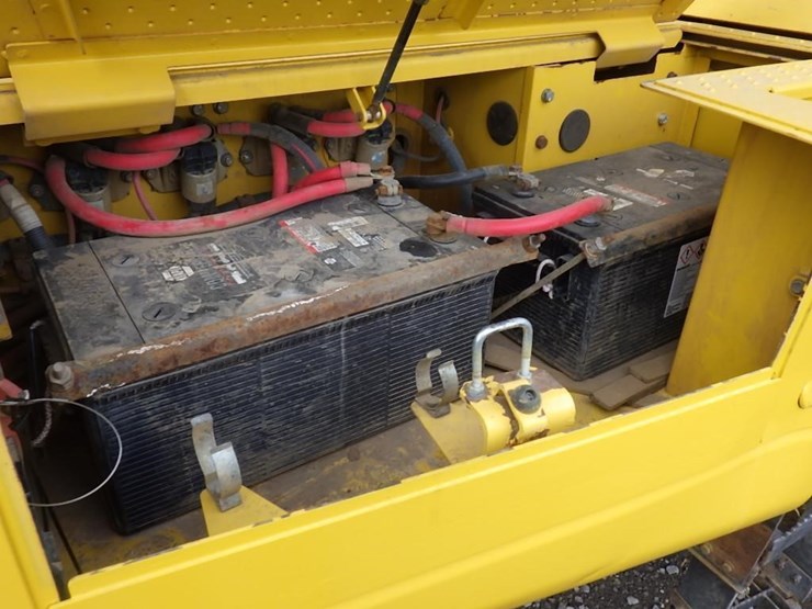 2016-komatsu-hm400-5-image-26