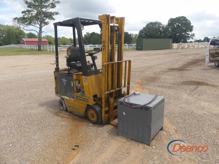 caterpillar-mc30-image-1