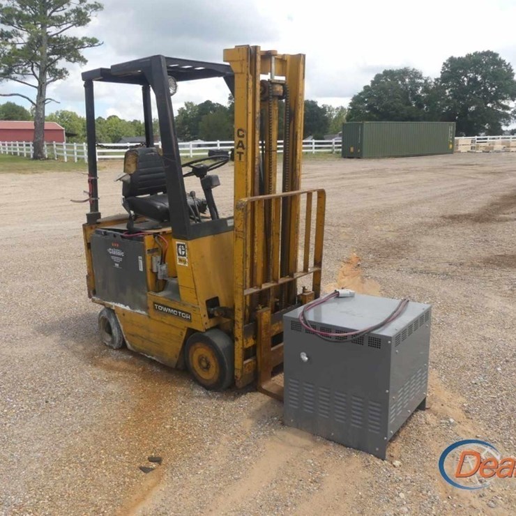 CATERPILLAR MC30