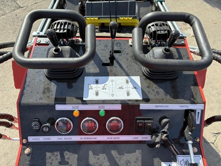 2025-sdlool-sl380r-skid-steer-loader-image-9