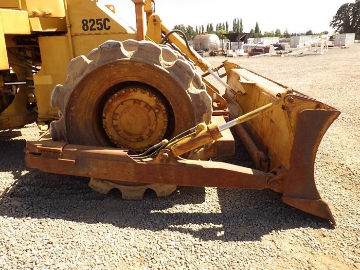 1986-caterpillar-825c-image-11
