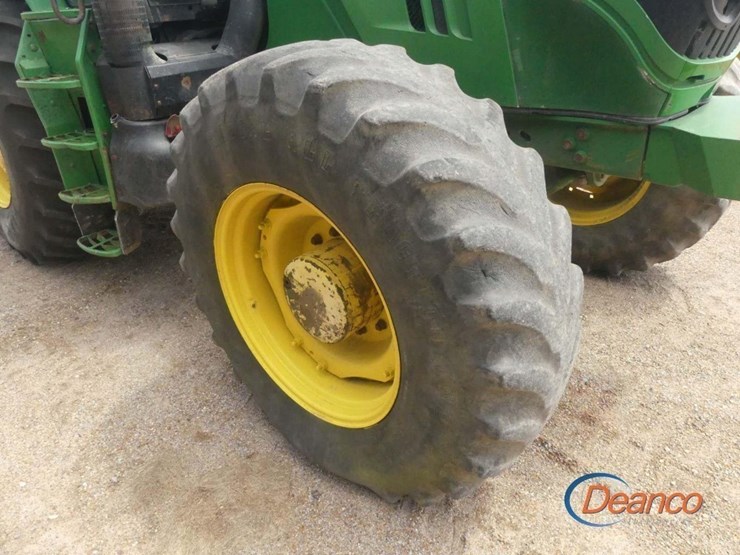 2013-john-deere-6210r-image-9