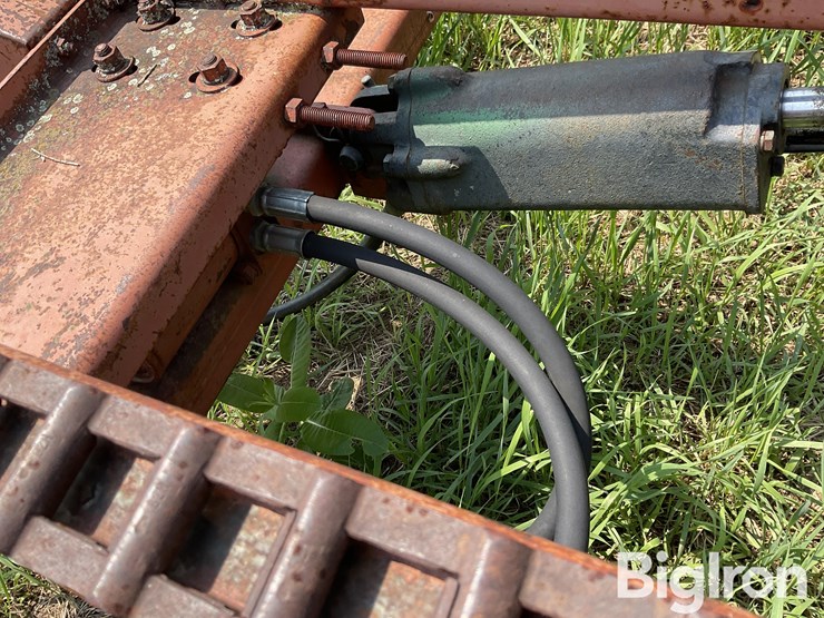 hesston-30-image-12